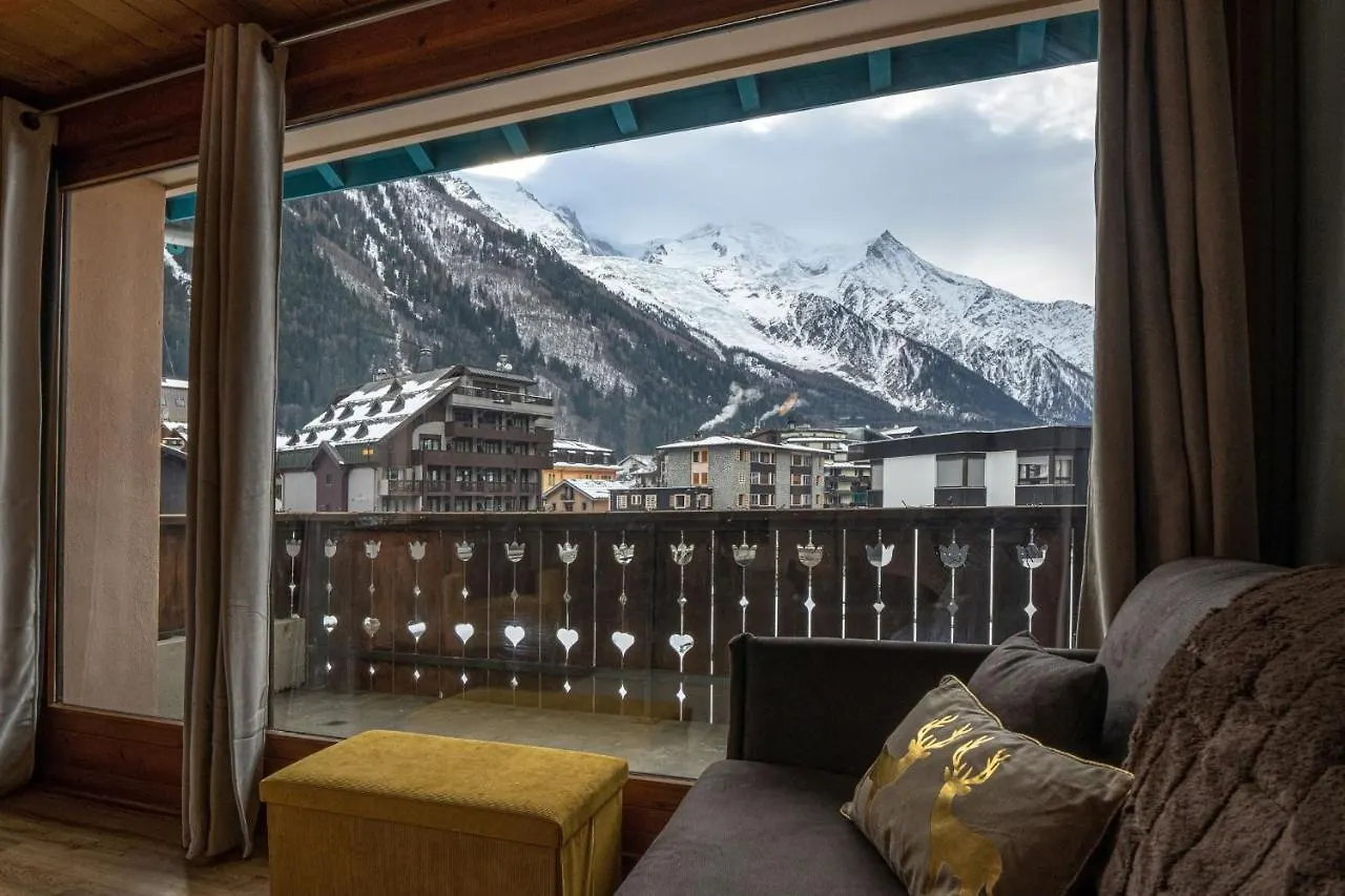Refuge De L'Aiguille - 2 Bedroom Duplex In The Heart Of Chamonix