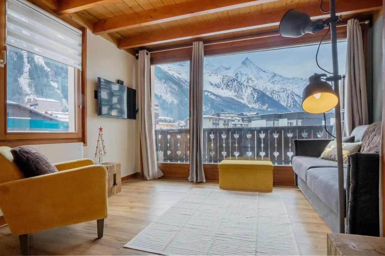Apartment Refuge De L'Aiguille - 2 Bedroom Duplex In The Heart Of Chamonix